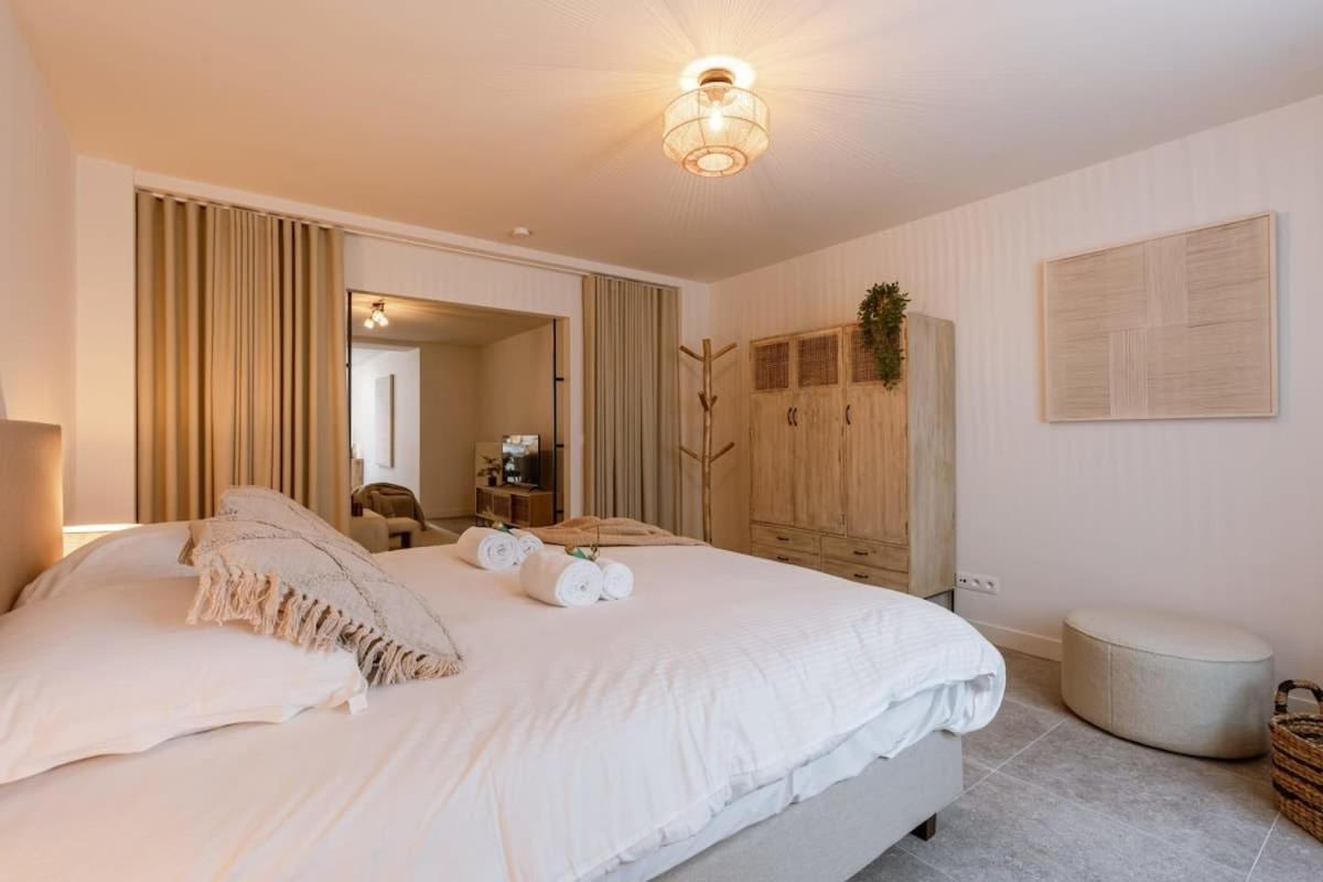 Appartement Huswell - Cosy Bohemian Decorated With Terrace Oostende