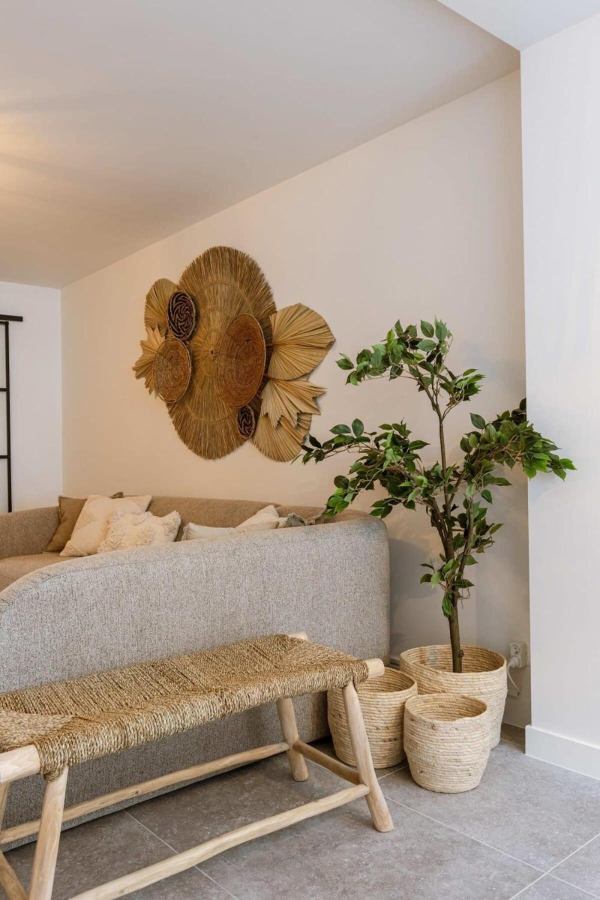 Huswell - Cosy Bohemian Decorated With Terrace Appartement Oostende