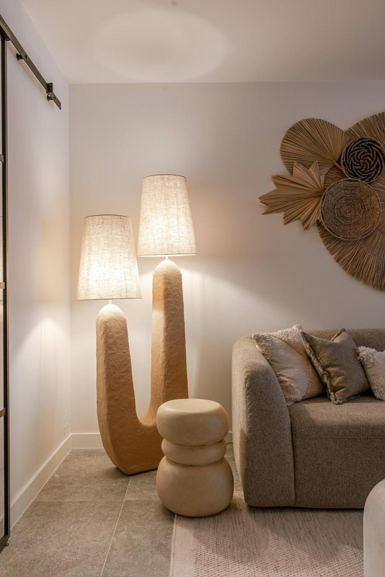 Huswell - Cosy Bohemian Decorated With Terrace Appartement